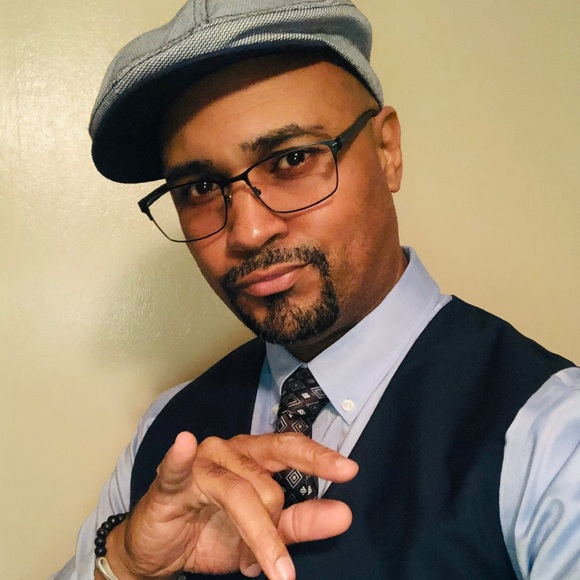 Meet your Posher, Travis - Picture 3 of 8